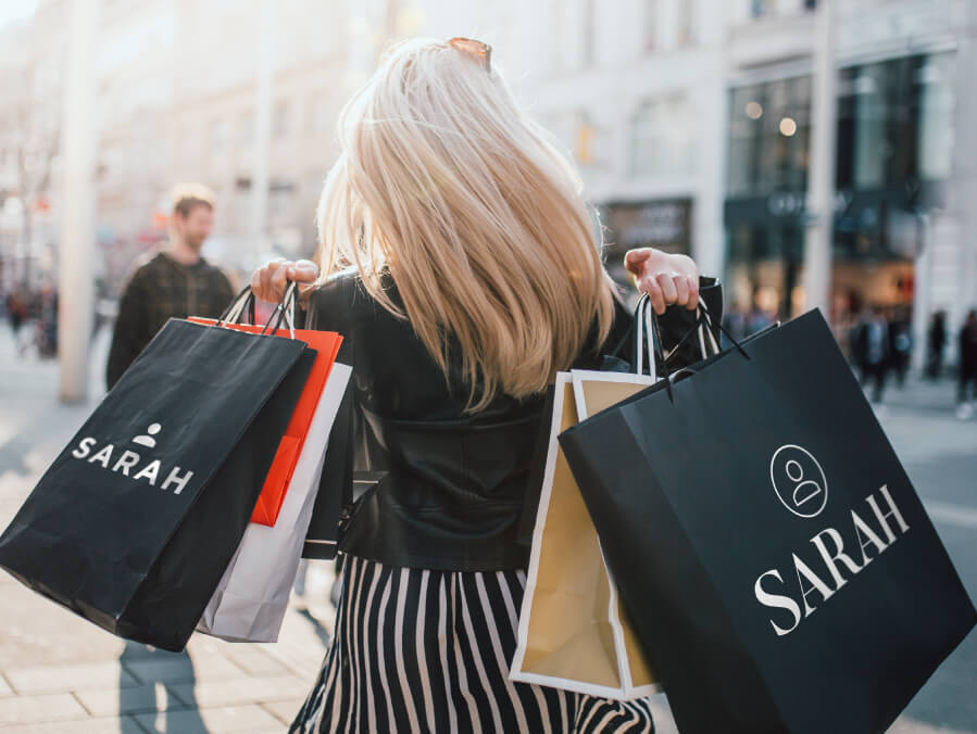 Personalisation_in_Retail_blog_featured_900x675px